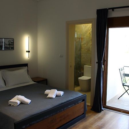 Gjirokastër Guest House Amades מראה חיצוני תמונה