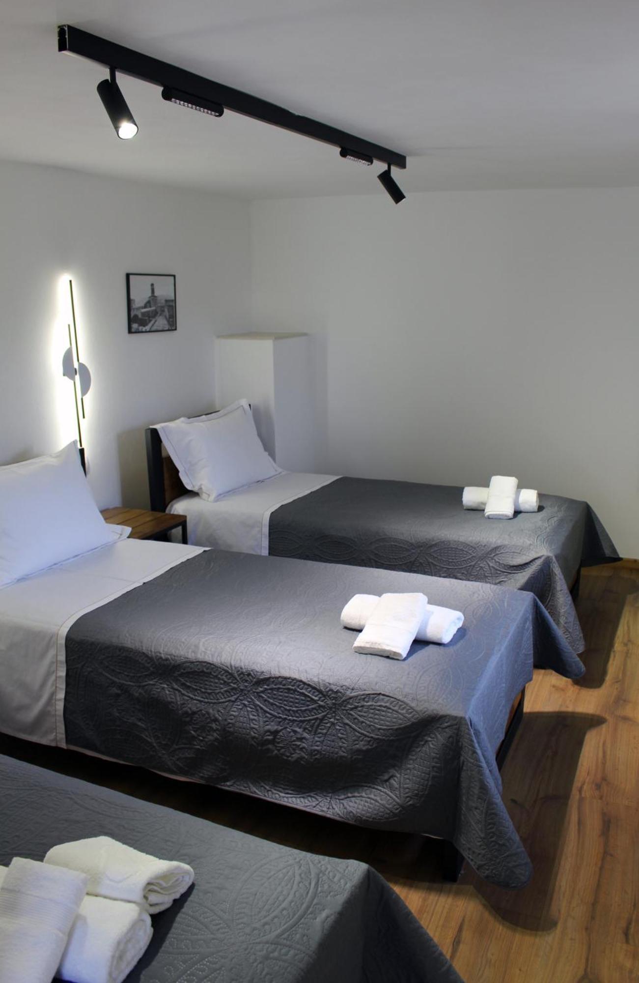 Gjirokastër Guest House Amades מראה חיצוני תמונה