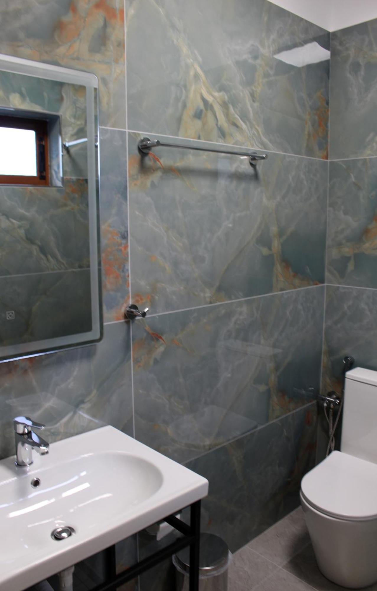 Gjirokastër Guest House Amades מראה חיצוני תמונה